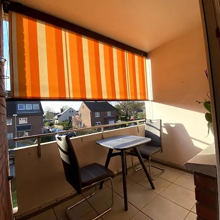 1 Mit Balkon Apartment Neuss
