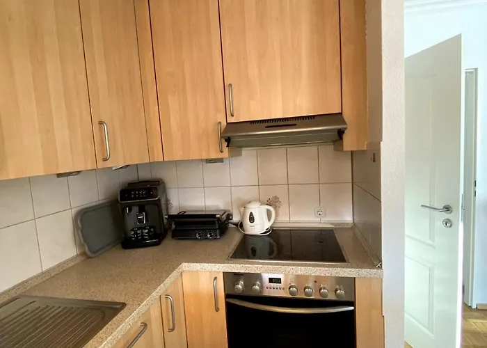 1 Mit Balkon * Neuss